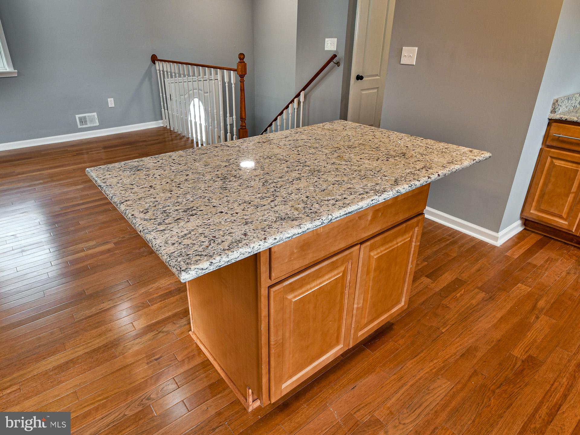 6308 Larwin Drive, Unit (MAIN LEVEL) Temple Hills, MD 20748 - Photo 10 of 30 Center Island