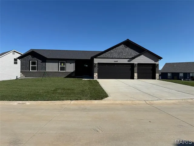 $1,950 | 1145 Marathon Drive, Foristell, MO 63348