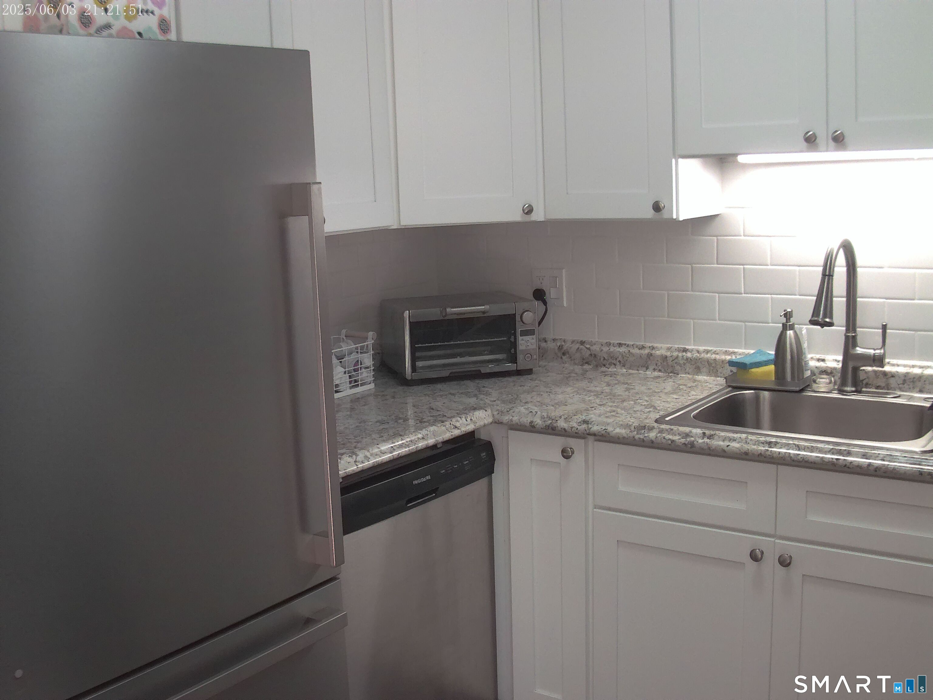 122 Queens Road, Unit 122 Torrington, CT 06790 - Photo 4 of 19 New SS Appliances
