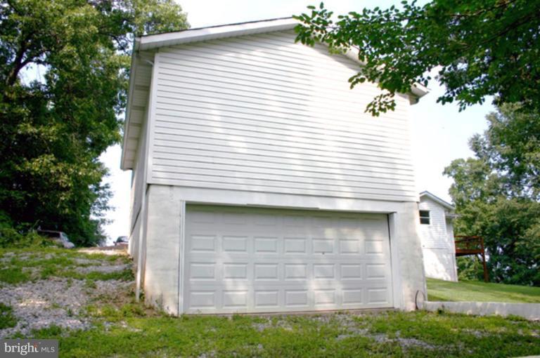 5292 St Pauls Road Manchester, MD 21102 - Photo 23 of 28 Garage 2
