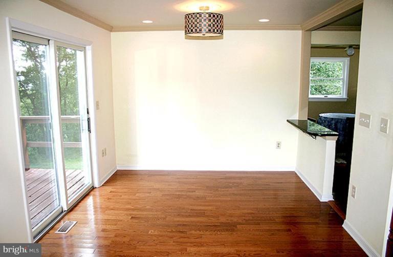 5292 St Pauls Road Manchester, MD 21102 - Photo 5 of 28 Dining Room