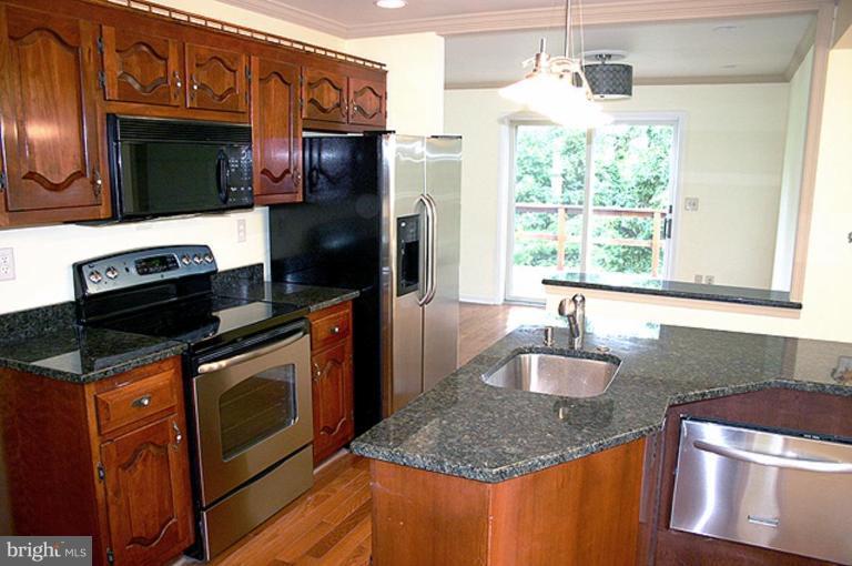 5292 St Pauls Road Manchester, MD 21102 - Photo 6 of 28 Kitchen #2