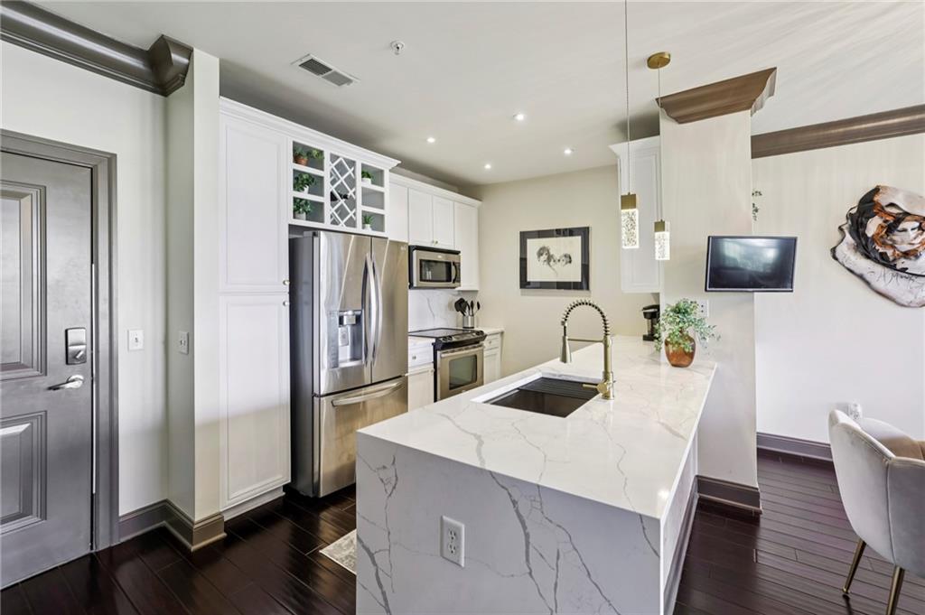 901 Abernathy Road Northeast, Unit 6110 Atlanta, GA 30328 - Photo 3 of 37
