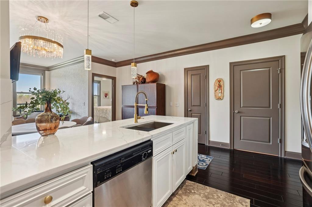901 Abernathy Road Northeast, Unit 6110 Atlanta, GA 30328 - Photo 6 of 37