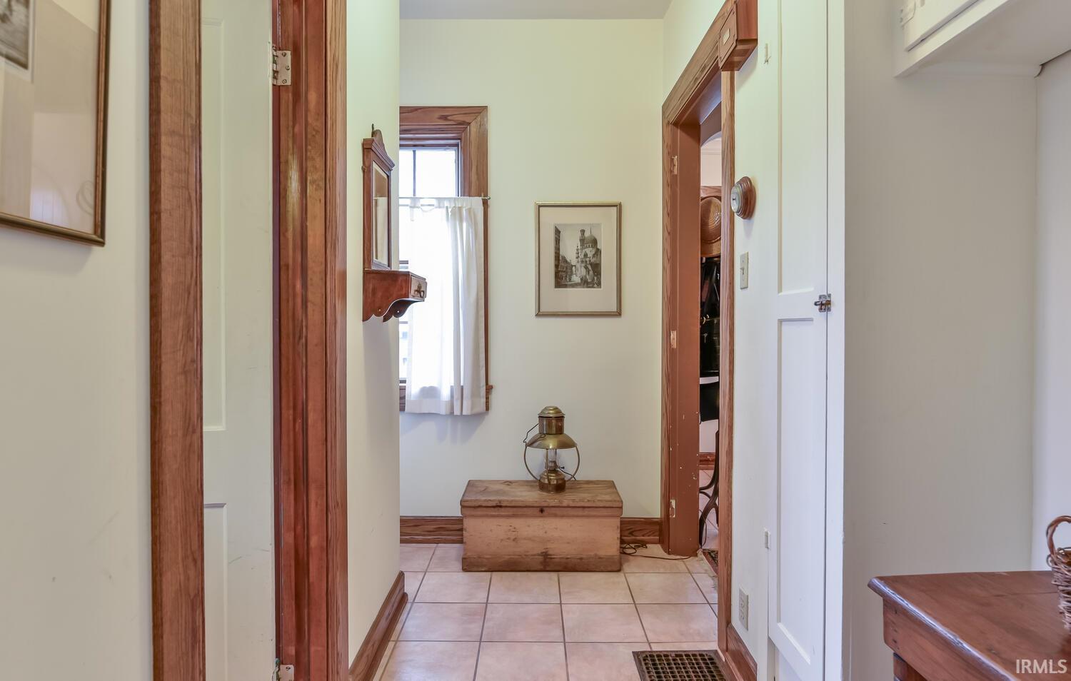 618 South Ballantine Road Bloomington, IN 47401 - Photo 16 of 36