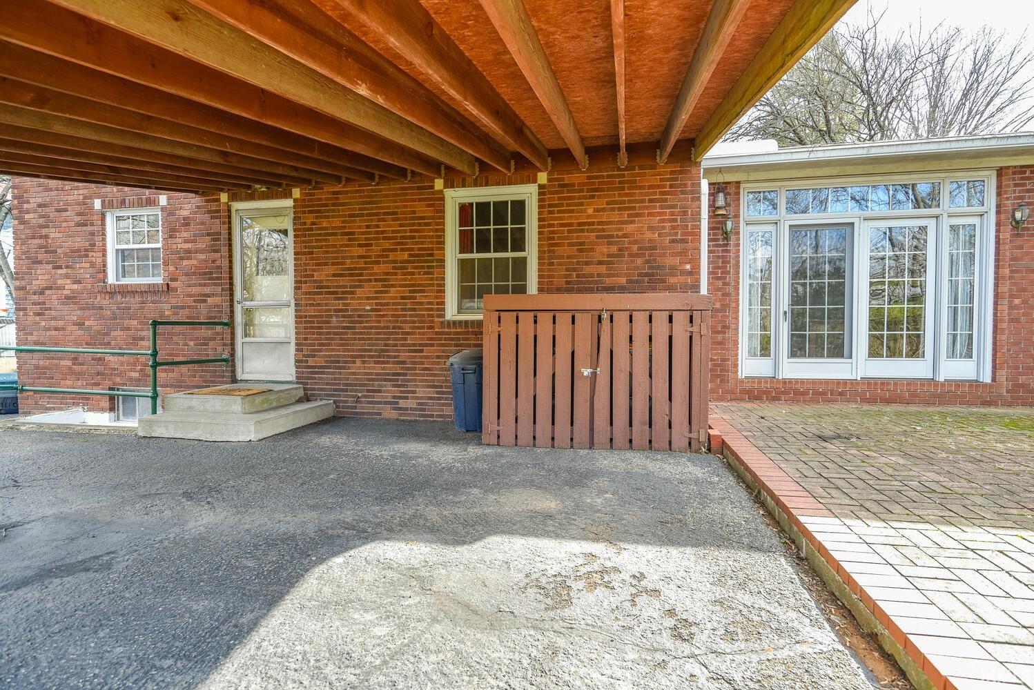 618 South Ballantine Road Bloomington, IN 47401 - Photo 30 of 36