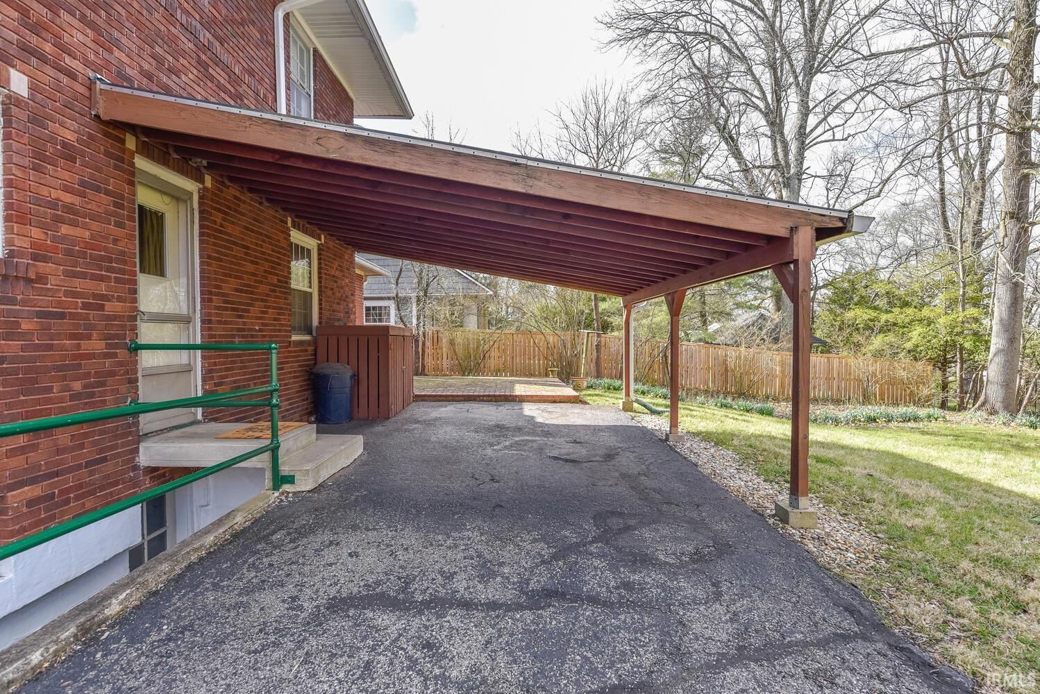 618 South Ballantine Road Bloomington, IN 47401 - Photo 35 of 36