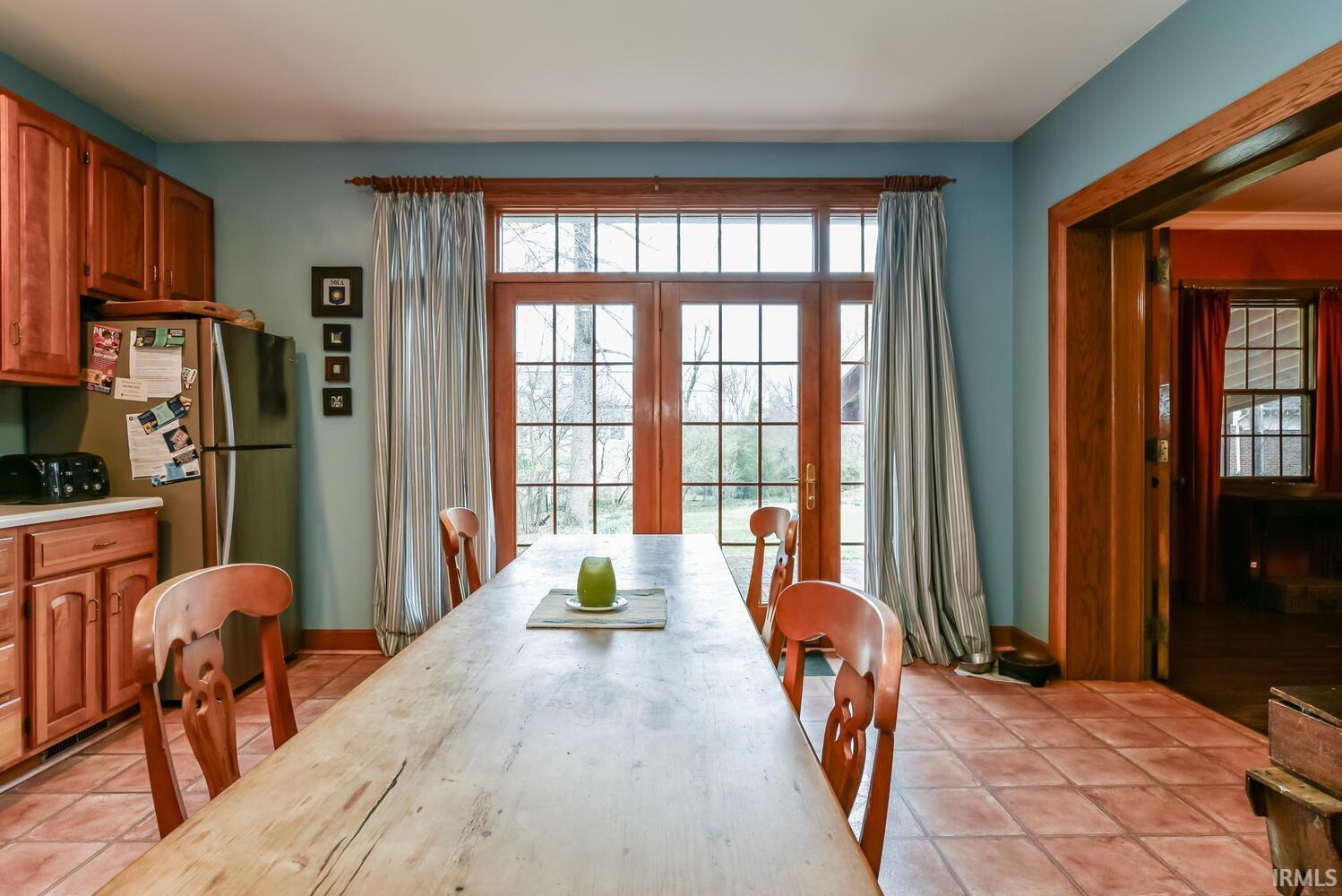 618 South Ballantine Road Bloomington, IN 47401 - Photo 9 of 36