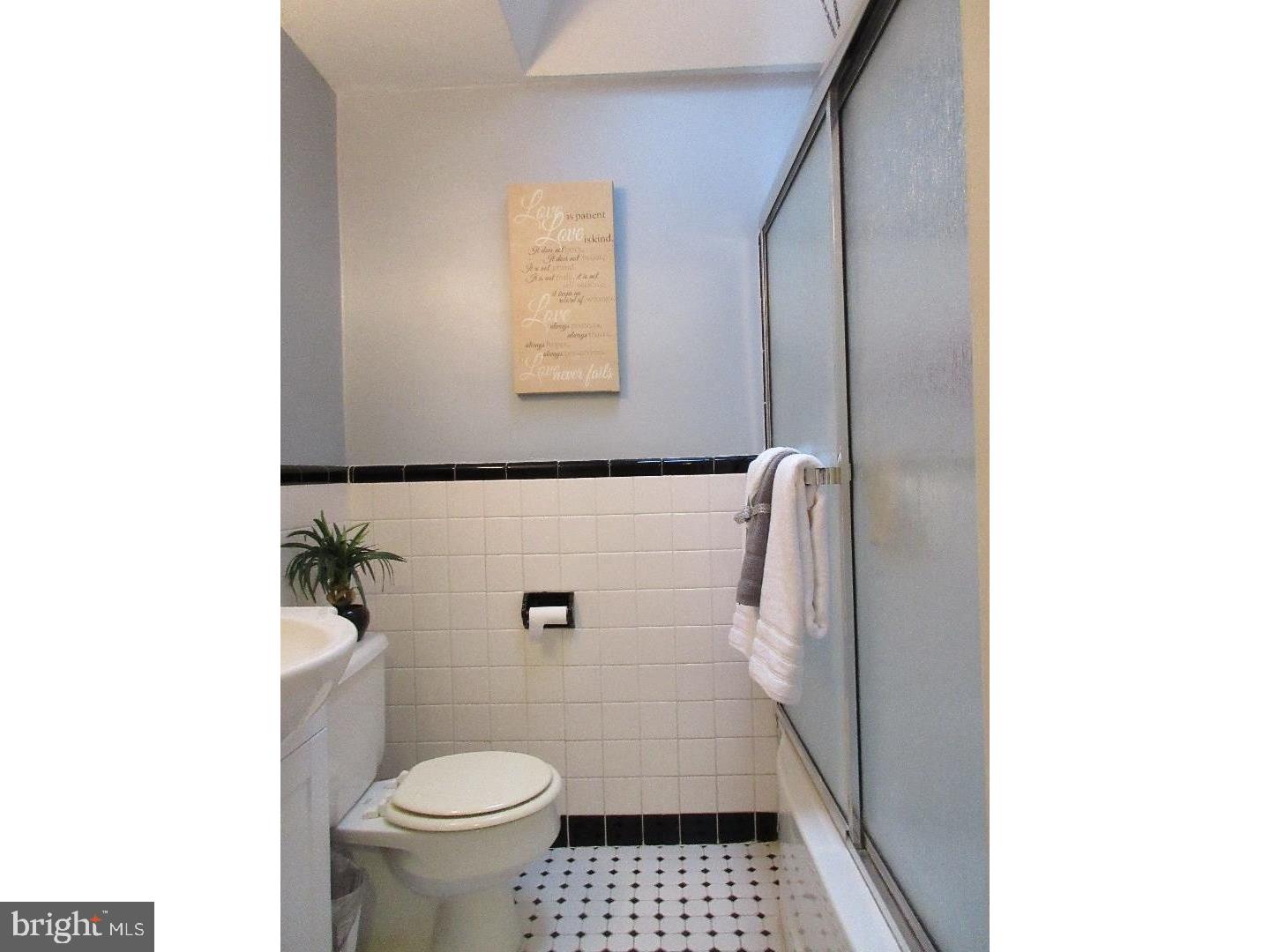 7317 Drexel Road Philadelphia, PA 19151 - Photo 9 of 13 Bathroom