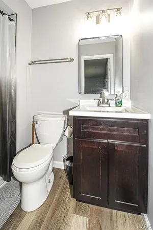 $2,300 | 2211 Aileswick Drive, St. Louis, MO 63129