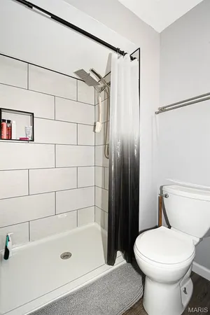 $2,300 | 2211 Aileswick Drive, St. Louis, MO 63129