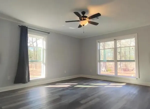 $2,200 | 180 Ripple Creek Drive, Coldspring, TX 77331