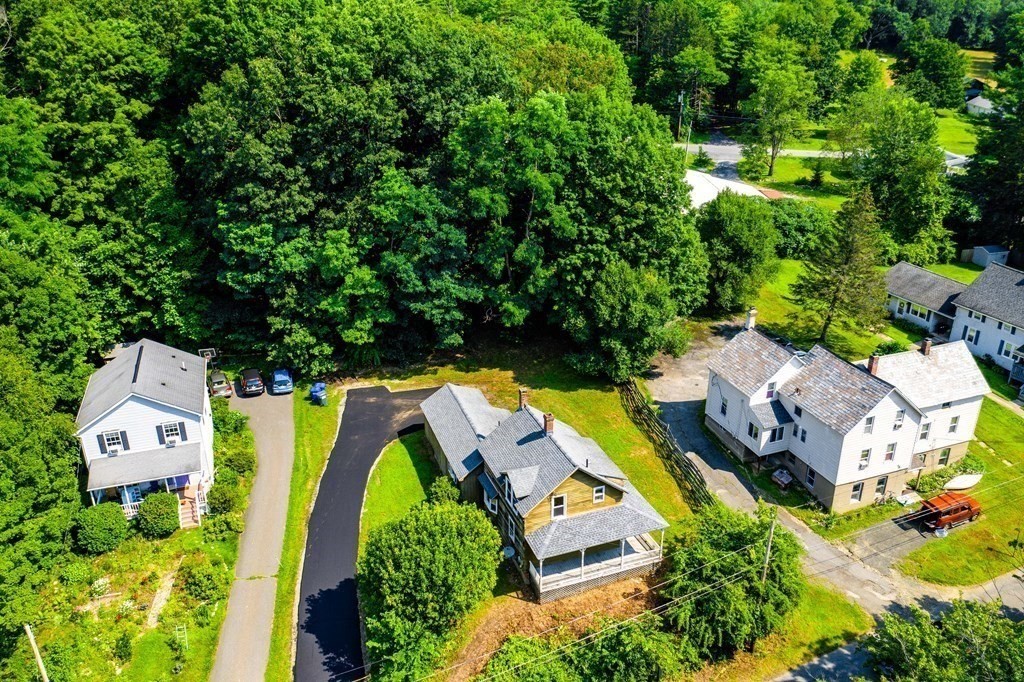 49 Reservoir Road Northampton, MA 01053 - Photo 9 of 30