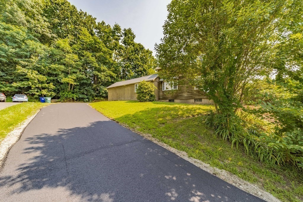 49 Reservoir Road Northampton, MA 01053 - Photo 10 of 30