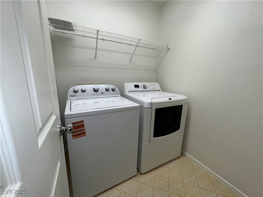 523 Primrose Hill Avenue Las Vegas, NV 89178 - Photo 6 of 18