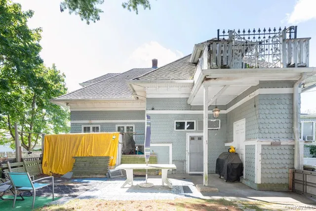 $849,000 | 246 Weyman Avenue, New Rochelle, NY 10805