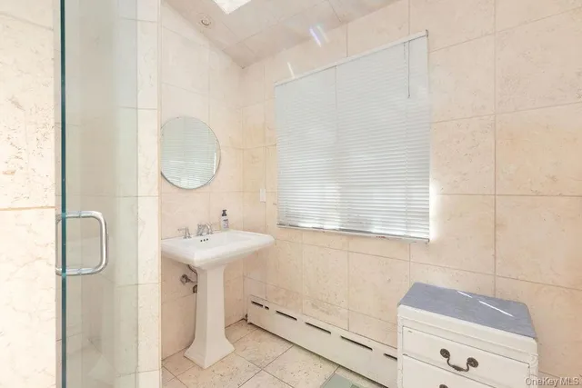 $849,000 | 246 Weyman Avenue, New Rochelle, NY 10805