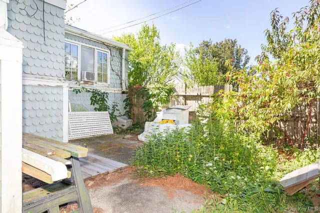 $849,000 | 246 Weyman Avenue, New Rochelle, NY 10805