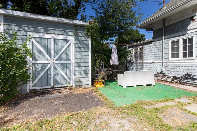 $849,000 | 246 Weyman Avenue, New Rochelle, NY 10805