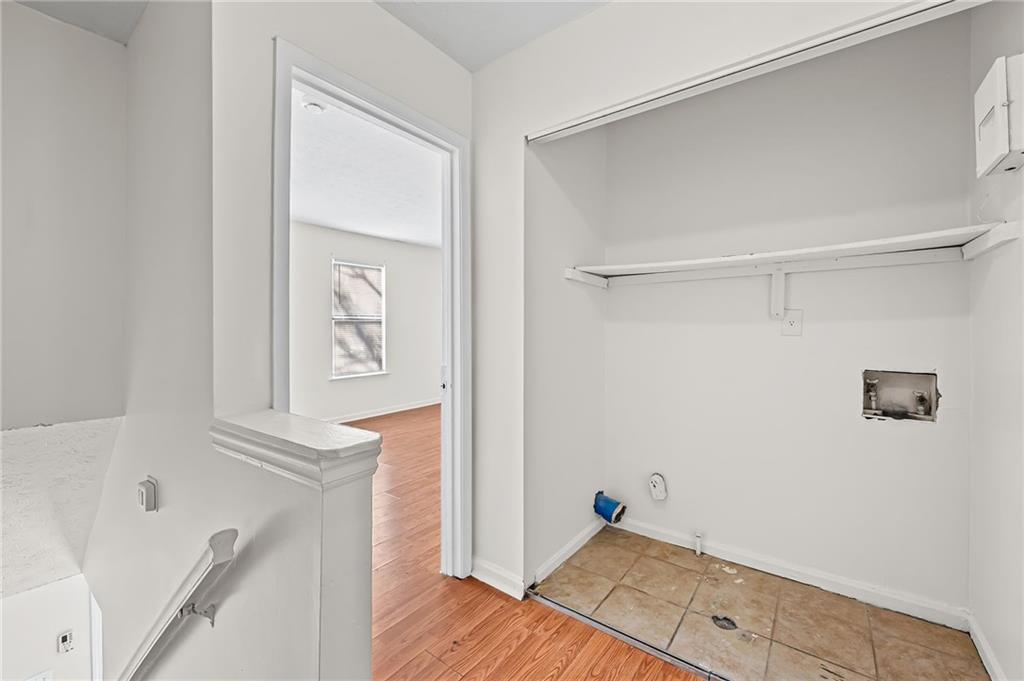 1222 Ridgecrest Lane Southeast Smyrna, GA 30080 - Photo 15 of 27 a view of an empty room