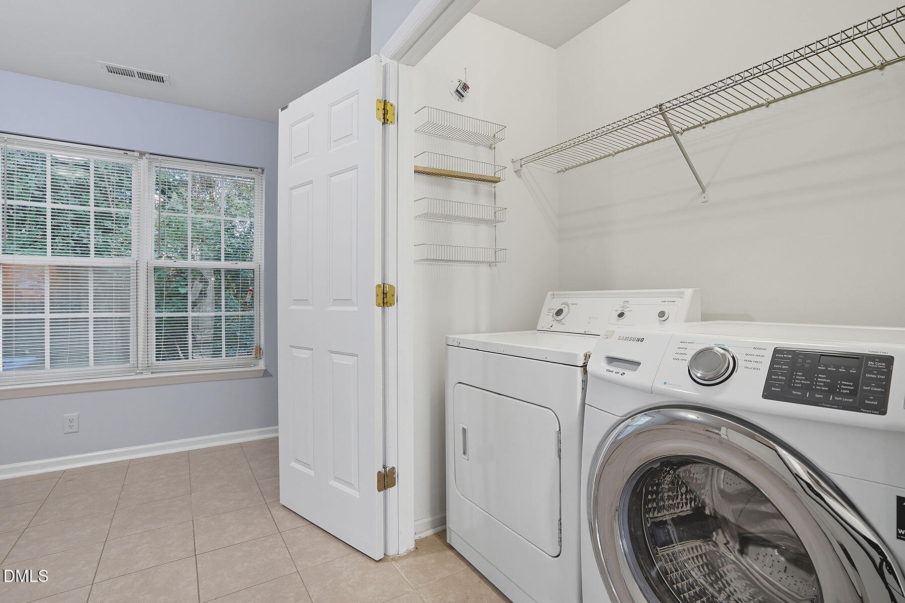 12 Red Lane Raleigh, NC 27606 - Photo 10 of 23 LaundryRedLane