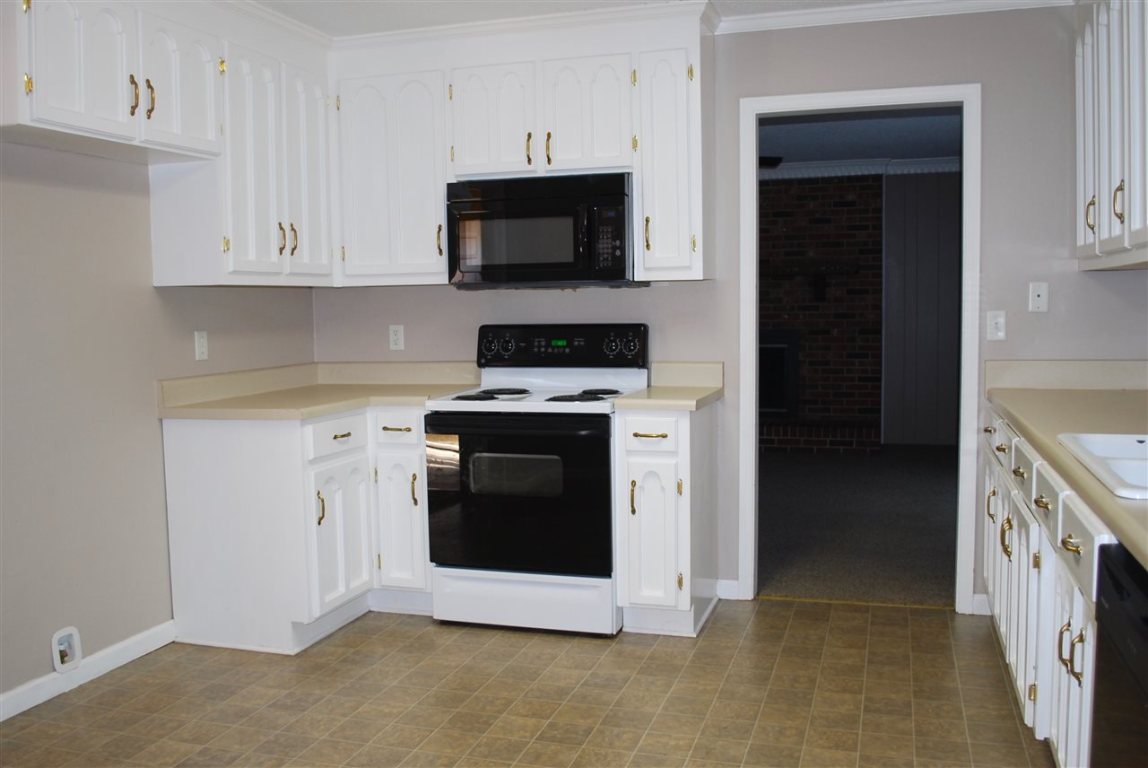 105 Regency Circle Anderson, SC 29625 - Photo 8 of 23 Gallery Image 8