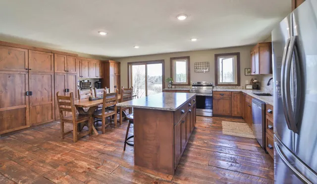 $414,900 | 40071 County Road 134, Pine River, MN 56474