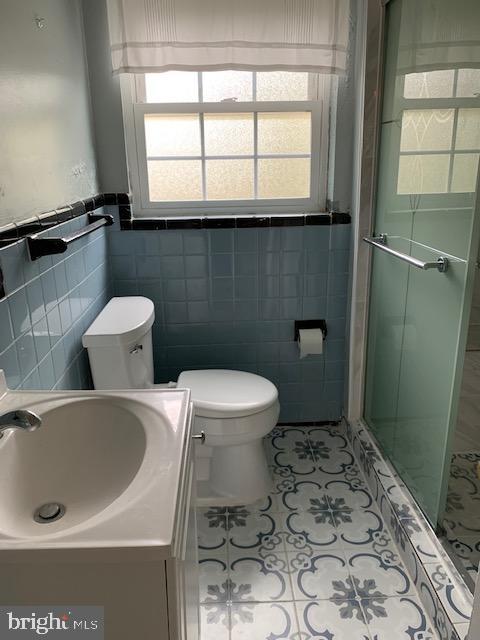 4102 Gallows Road Annandale, VA 22003 - Photo 17 of 24 Main level full bath