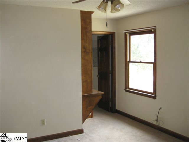 3661 State Rd S-30-40 Gray Court, SC 29645 - Photo 12 of 17 Gallery Image 12