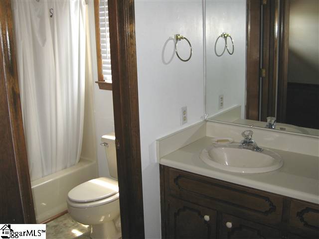 3661 State Rd S-30-40 Gray Court, SC 29645 - Photo 15 of 17 Gallery Image 15