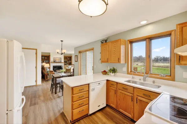 $499,900 | 434 South Burr Oak Avenue, Oregon, WI 53575