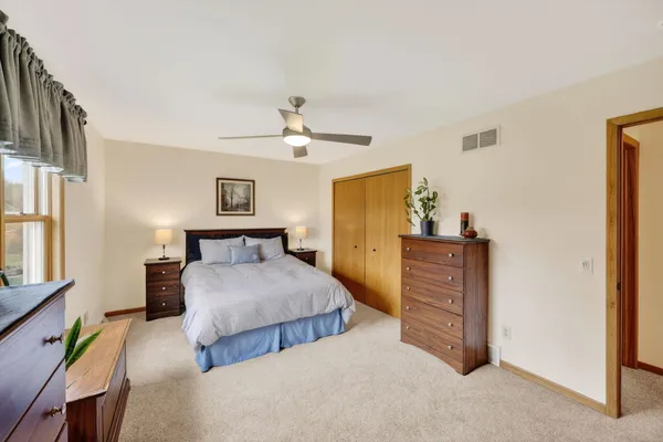 $499,900 | 434 South Burr Oak Avenue, Oregon, WI 53575