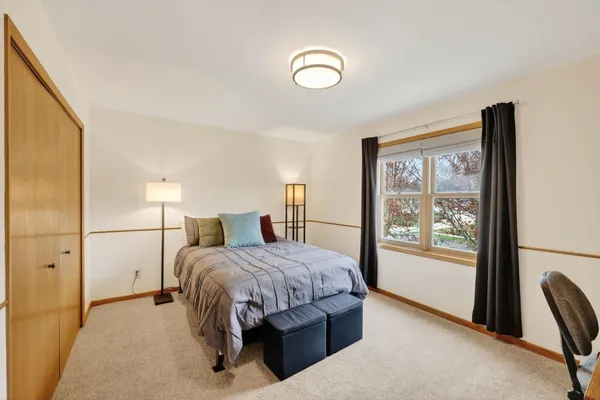 $499,900 | 434 South Burr Oak Avenue, Oregon, WI 53575