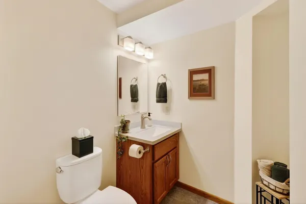 $499,900 | 434 South Burr Oak Avenue, Oregon, WI 53575