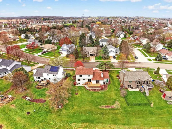$499,900 | 434 South Burr Oak Avenue, Oregon, WI 53575