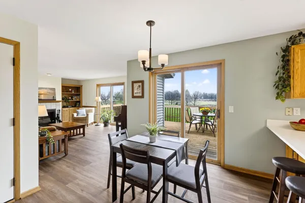 $499,900 | 434 South Burr Oak Avenue, Oregon, WI 53575