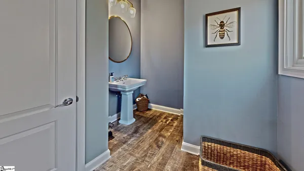 $995,000 | 323 Blue Water Way, West Union, SC 29696