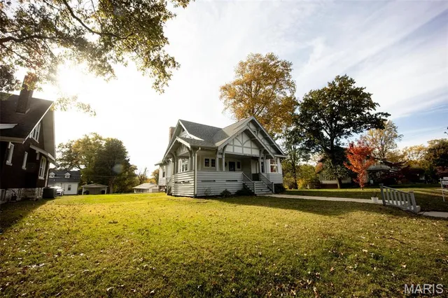 $310,000 | 701 Forest Avenue, Belleville, IL 62220