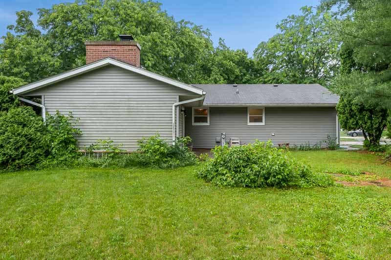 12222 Rae Ann Road Roscoe, IL 61073 - Photo 6 of 40 Gallery Image 6
