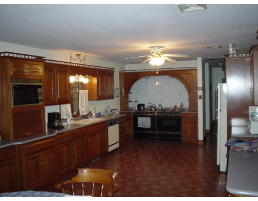 6 Alden Road Lakeville, MA 02347 - Photo 3 of 8 Gallery Image 3