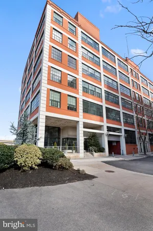 $2,425 | 2429 Locust Street, Unit 520, Philadelphia, PA 19103