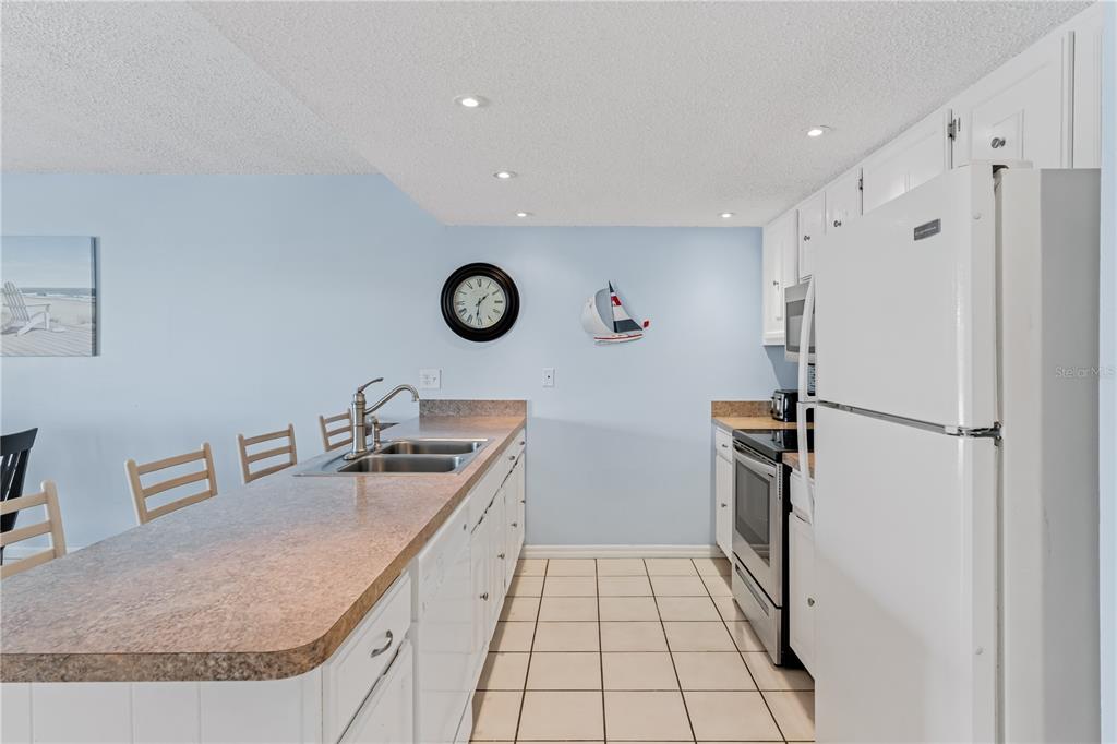 50 Gulf Boulevard, Unit 207 Indian Rocks Beach, FL 33785 - Photo 13 of 35