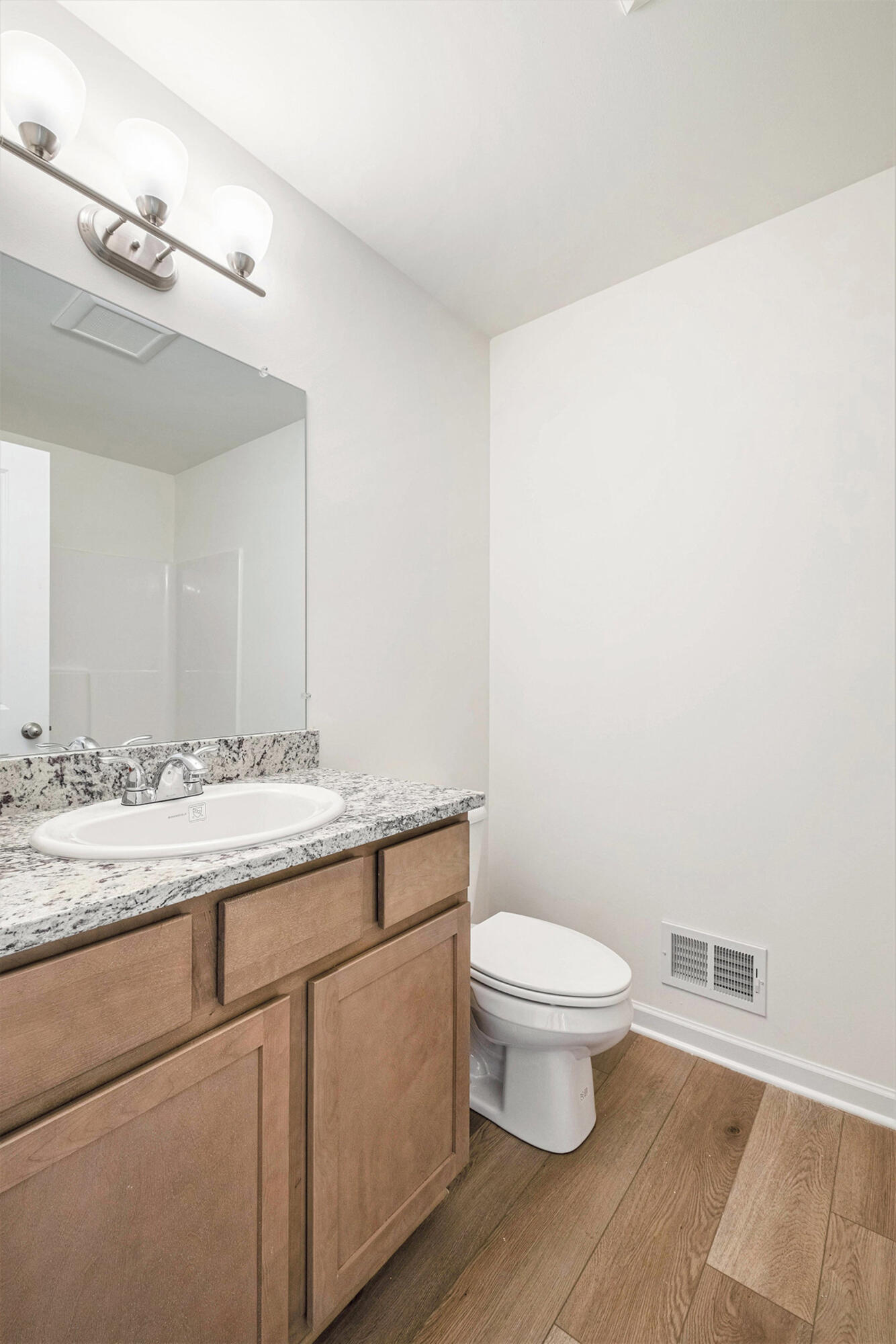 5391 Swan Drive Burton, MI 48509 - Photo 12 of 24 009_file_446