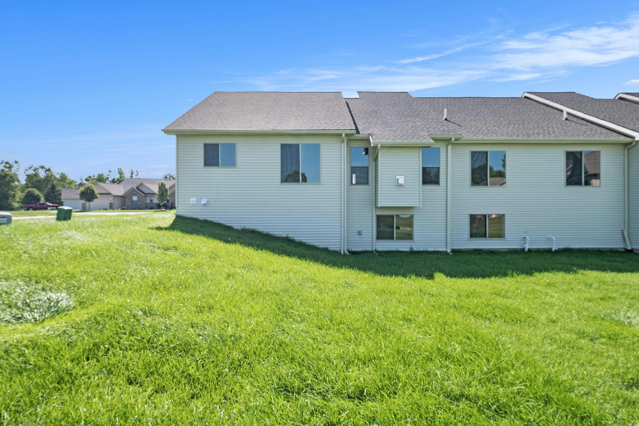 5391 Swan Drive Burton, MI 48509 - Photo 19 of 24 016_file_788