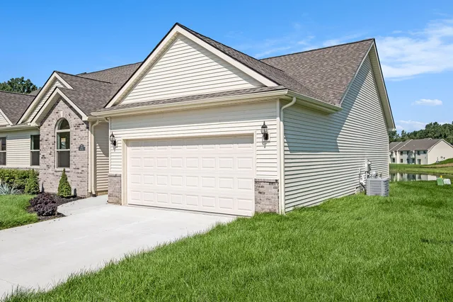 $289,500 | 5391 Swan Drive, Burton, MI 48509