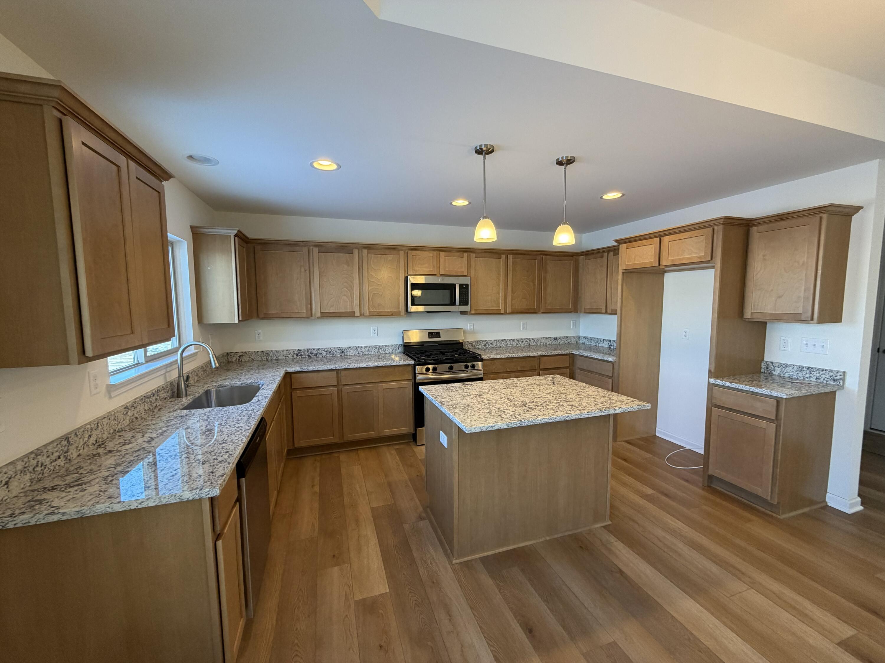 5391 Swan Drive Burton, MI 48509 - Photo 3 of 24 IMG_7883