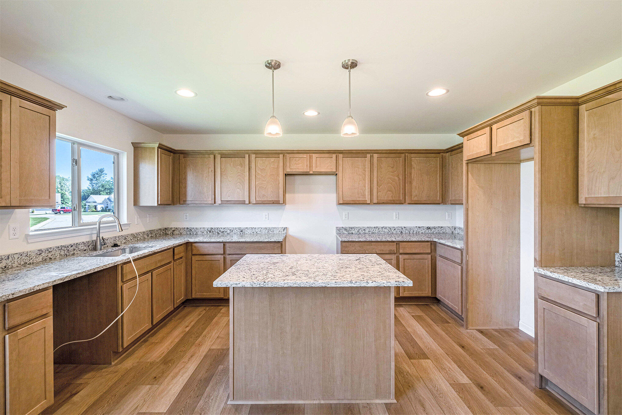 5391 Swan Drive Burton, MI 48509 - Photo 10 of 24 007_file_790