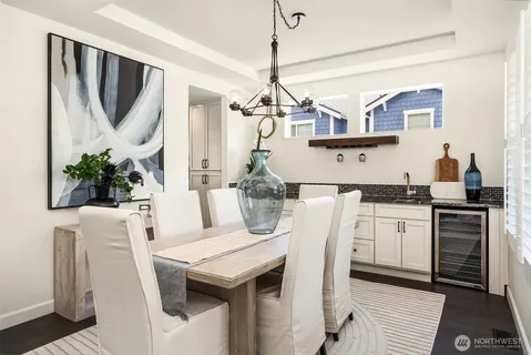 $1,499,999 | 2933 Northeast Marquette Way, Issaquah, WA 98029