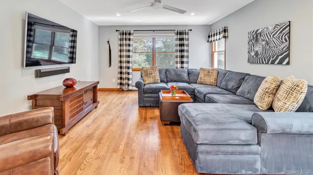 $995,000 | 181 Landing Lane, Baiting Hollow, NY 11933