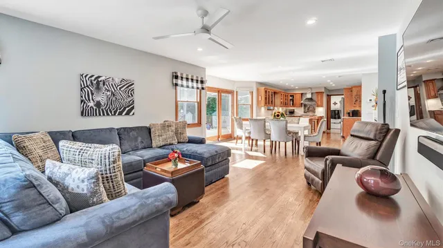 $995,000 | 181 Landing Lane, Baiting Hollow, NY 11933